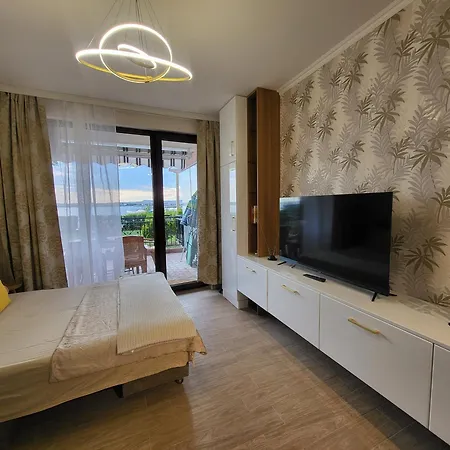 Appartamento Studio On The Nesebar